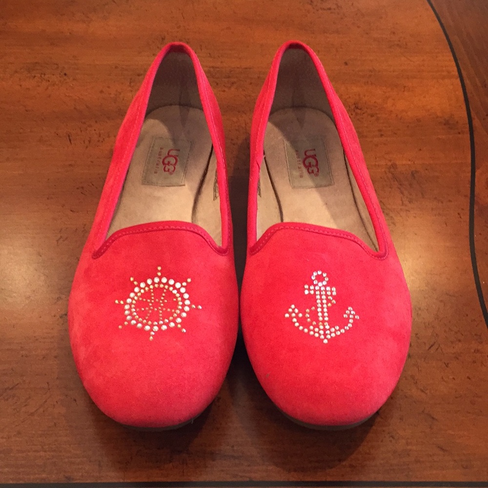 UGG Coral Suede Flats w/ Nautical Accents. Size 8